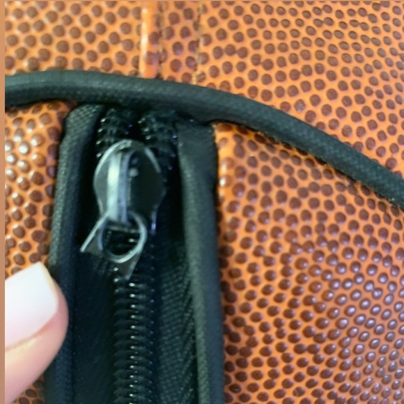 Vintage NBA Ball Bag - Picture 4 of 7